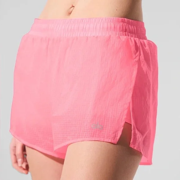 Alo Yoga Game Time Shorts Neon Bubblegum Pink Sz M - Picture 9 of 12